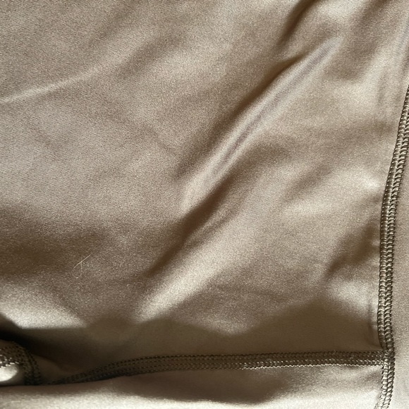 Aerie High Shine High Waisted Bike Short NWOT - Picture 3 of 4